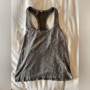 Lululemon run swiftly racerback tank grey size 8